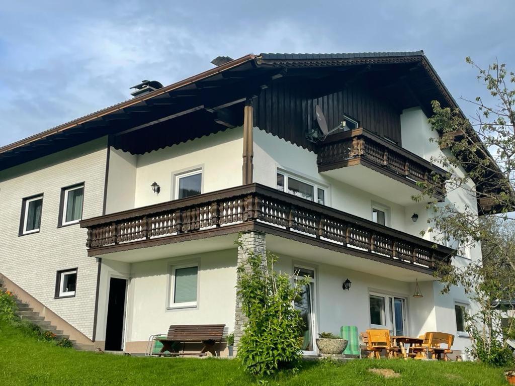 Ferienwohnung ,Hoizmann' Pinsdorf Esterno foto