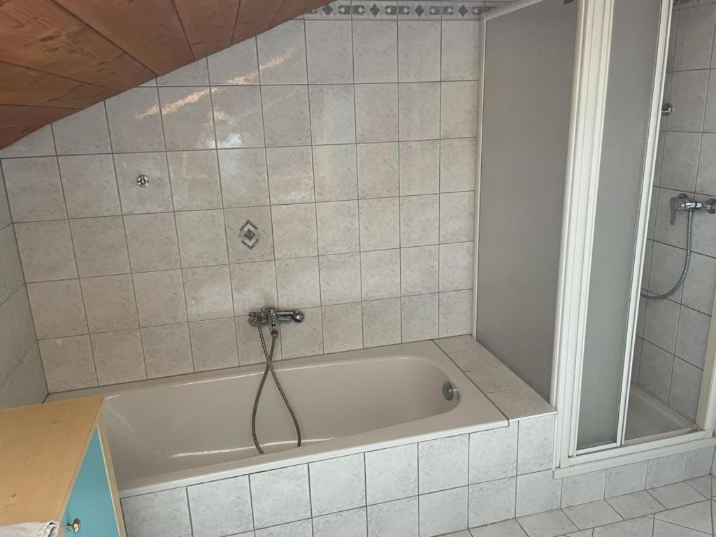 Ferienwohnung ,Hoizmann' Pinsdorf Esterno foto