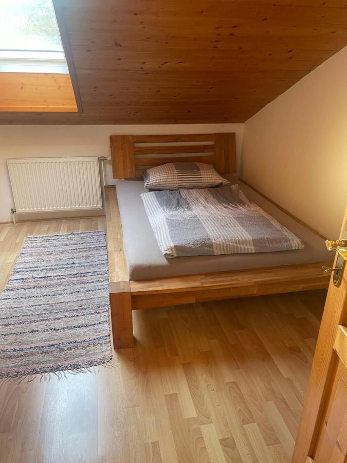 Ferienwohnung ,Hoizmann' Pinsdorf Esterno foto